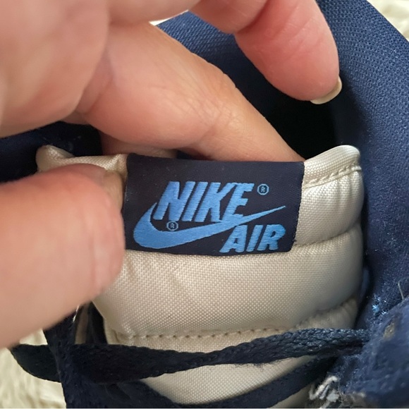 Jordan 1 Retro High Sail/Obsidian/University Blue - 6Y/7.5US - Picture 6 of 12